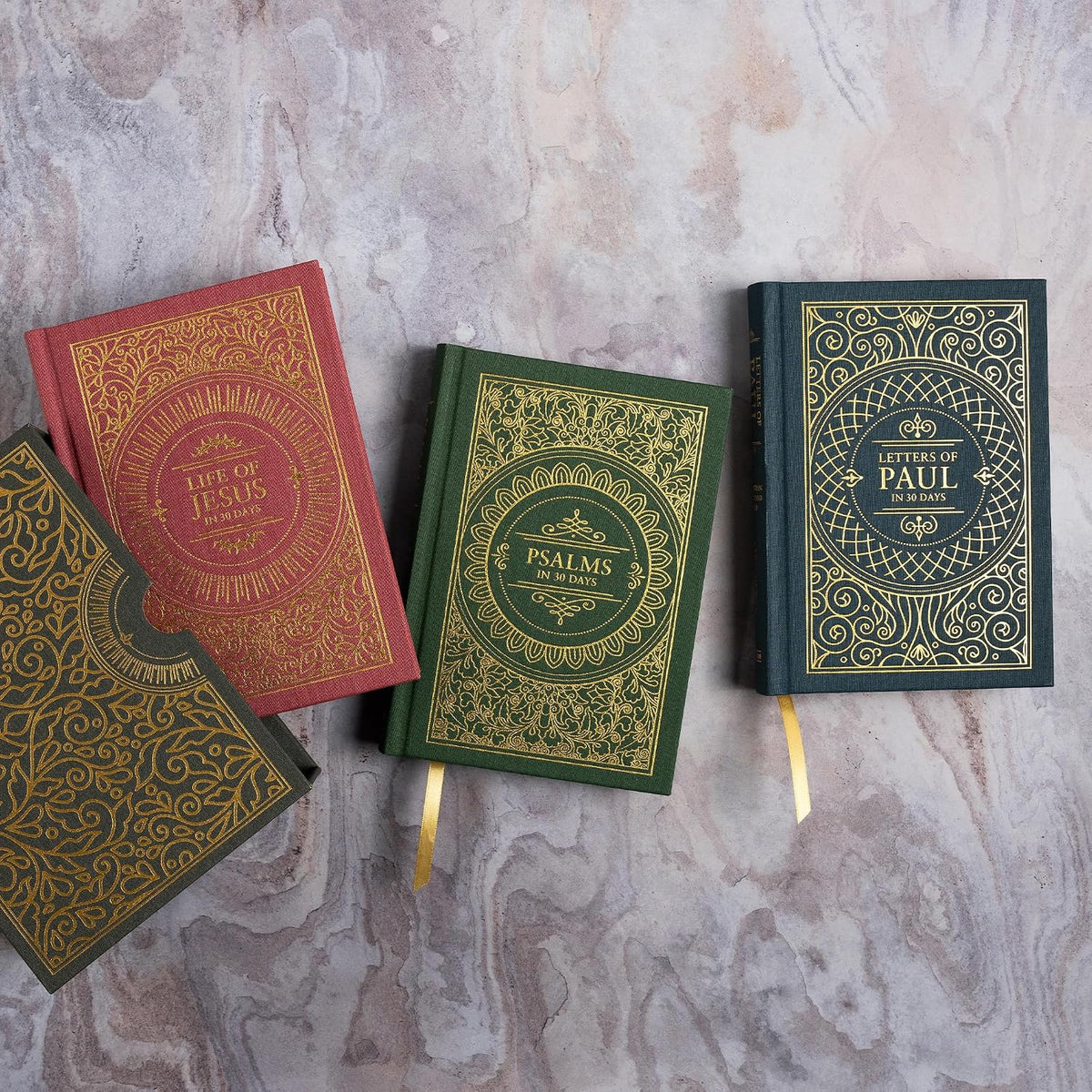 The 30 Days Series Bundle: CSB Edition, Black Letter, Daily Readings, Prayers